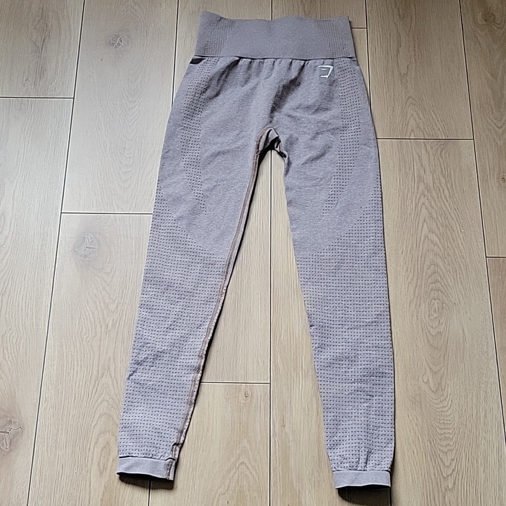 NWOT GYMSHARK VITAL SEAMLESS 2.0 LEGGINGS size S